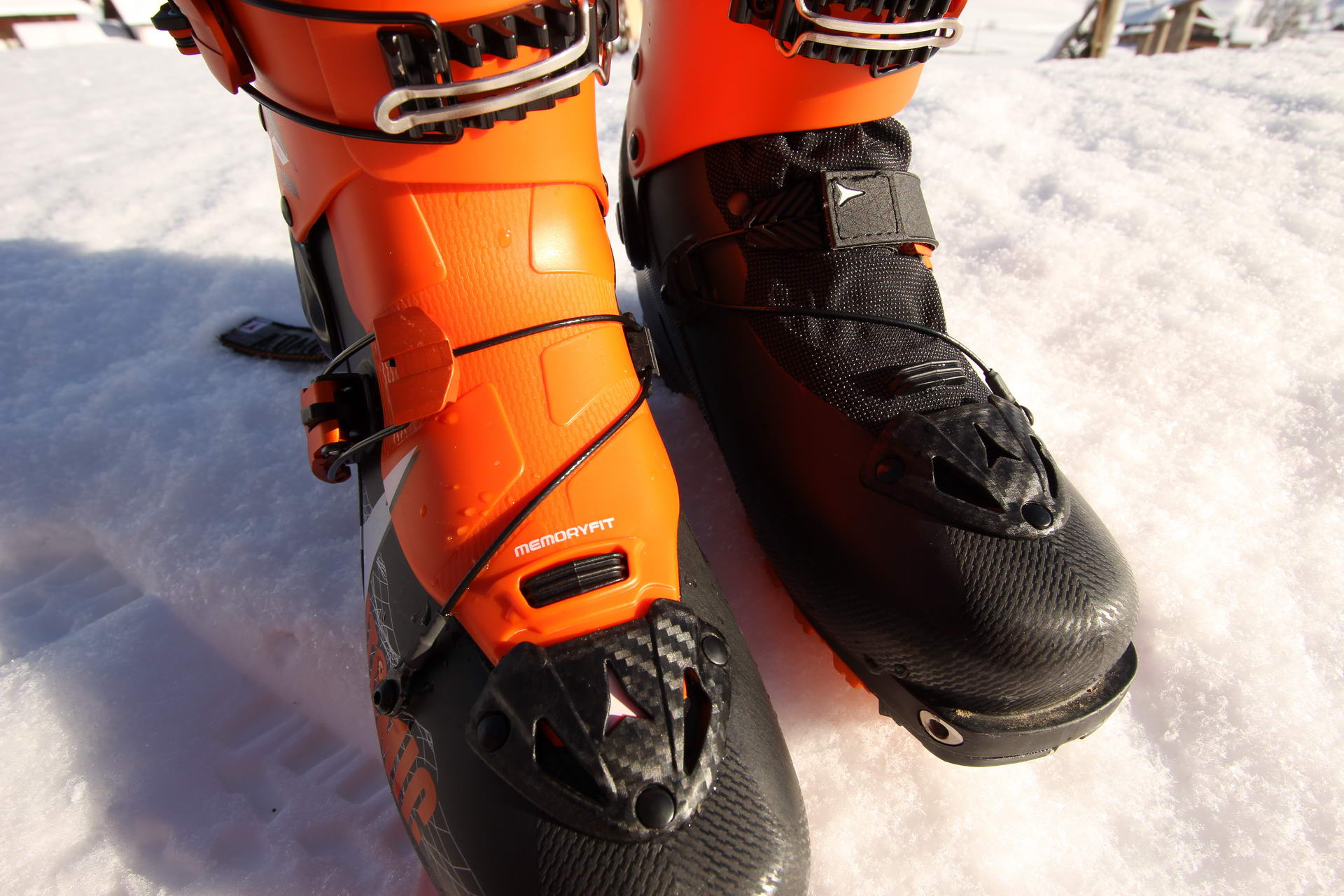 atomic backland carbon